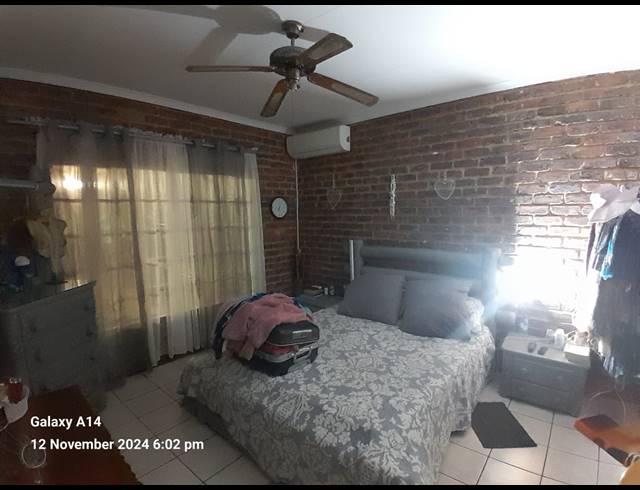 3 BEDROOM FREESTANDING FOR SALE IN CASHAN